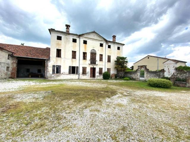 Villa in vendita a Pozzoleone VI