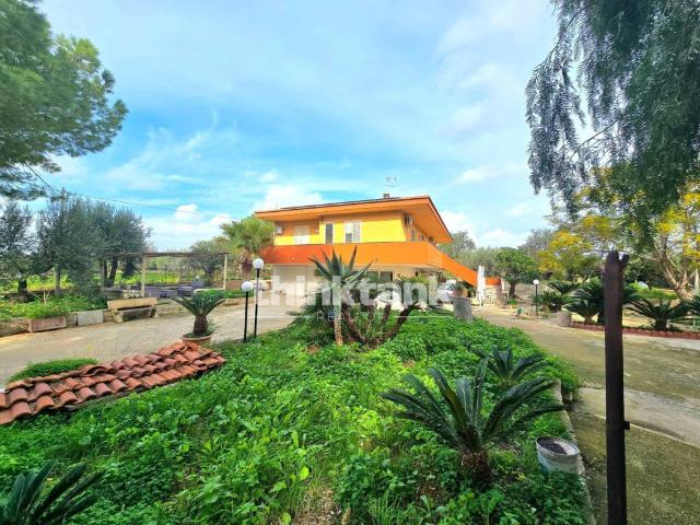 Villa in vendita a Pozzallo RG