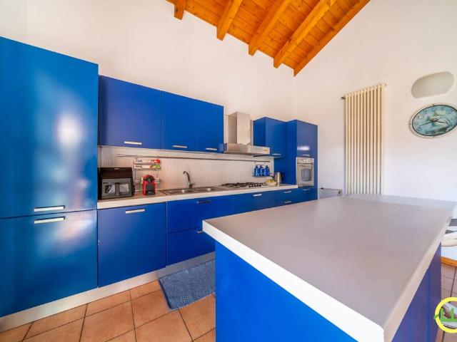 Villa in vendita a Pozzuolo del Friuli UD
