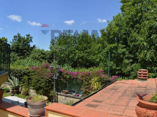 Villa in vendita a Pozzuoli