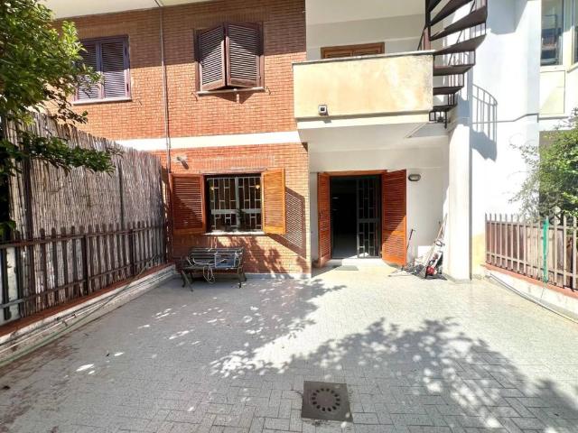 Villa in vendita a Pozzuoli NA