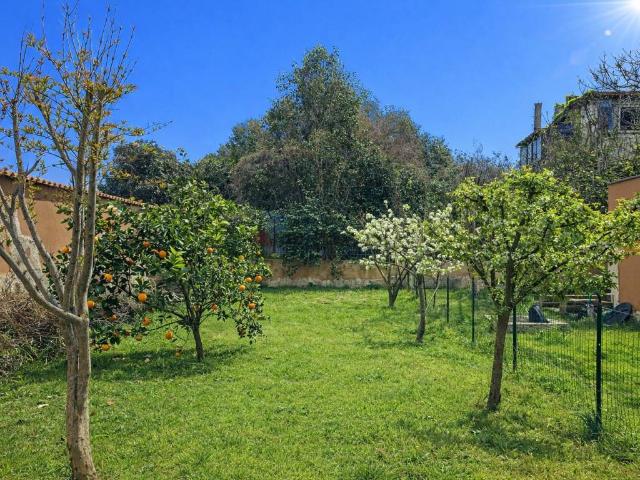 Villa in vendita a Pozzuoli NA