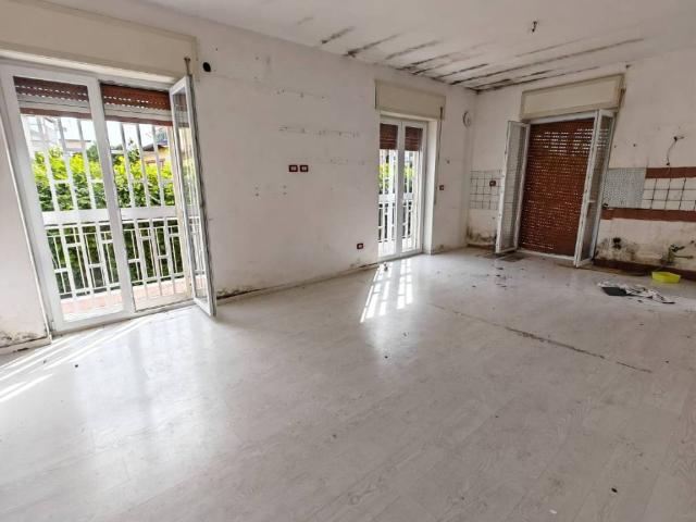 Villa in vendita a Pozzuoli NA