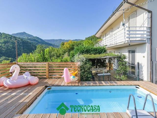Villa in vendita a Podenzana MS
