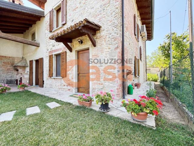 Villa in vendita a Podenzano PC