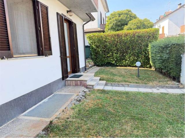 Villa in vendita a Podenzano PC
