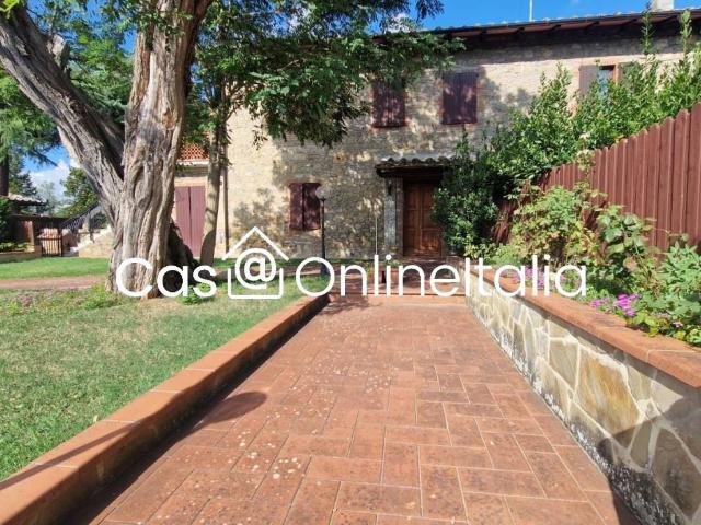 Villa in vendita a Poggibonsi SI