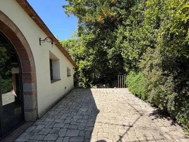 Villa in vendita a Poggibonsi SI