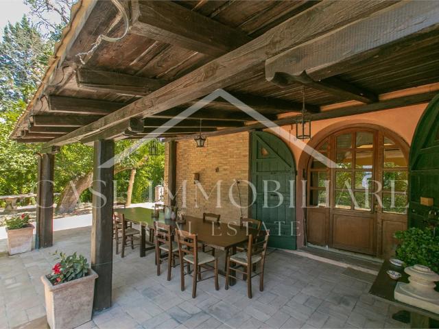 Villa in vendita a Poggio Mirteto
