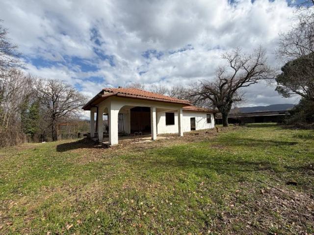 Villa in vendita a Poggio Moiano RI