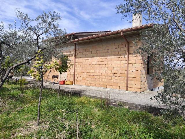 Villa in vendita a Poggio Nativo RI