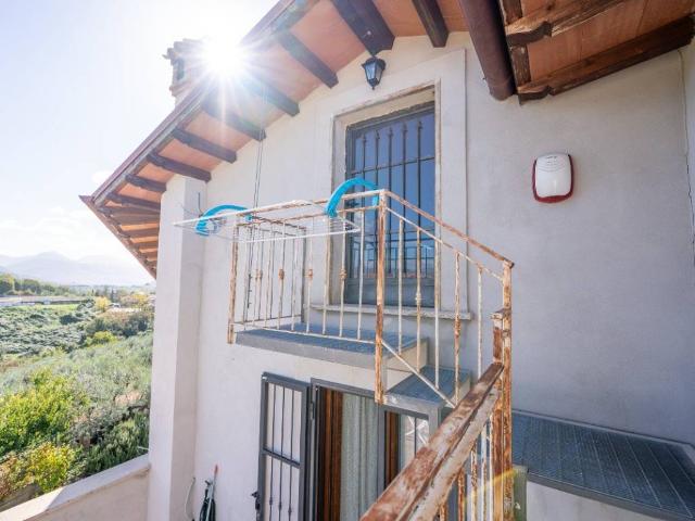 Villa in vendita a Poggio Nativo RI