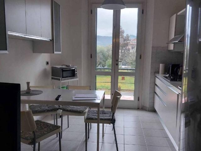 Villa in vendita a Poggio a Caiano PO