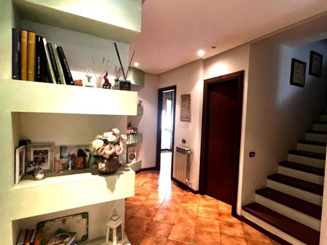Villa in vendita a Poggio a Caiano PO