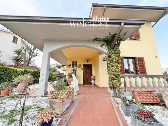 Villa in vendita a Poggio a Caiano PO