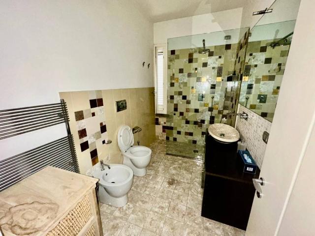 Villa in vendita a Poggio a Caiano PO