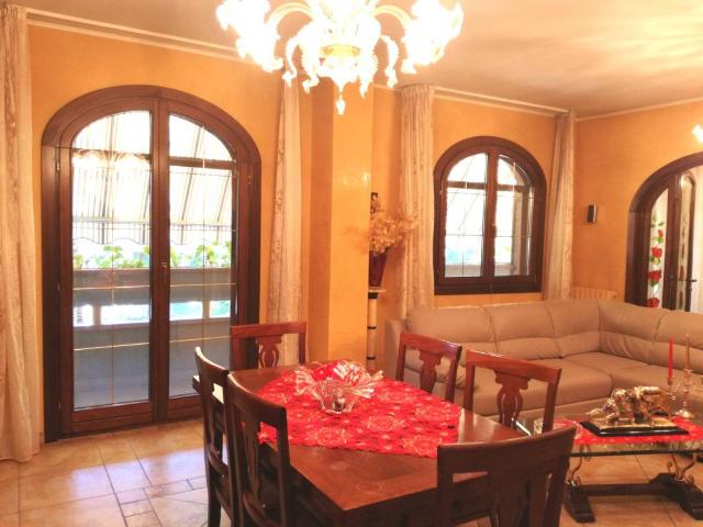 Villa in vendita a Poggio a Caiano PO