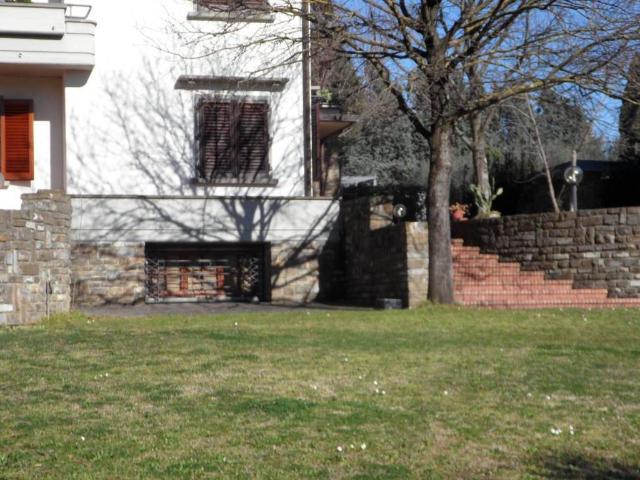 Villa in vendita a Poggio a Caiano PO