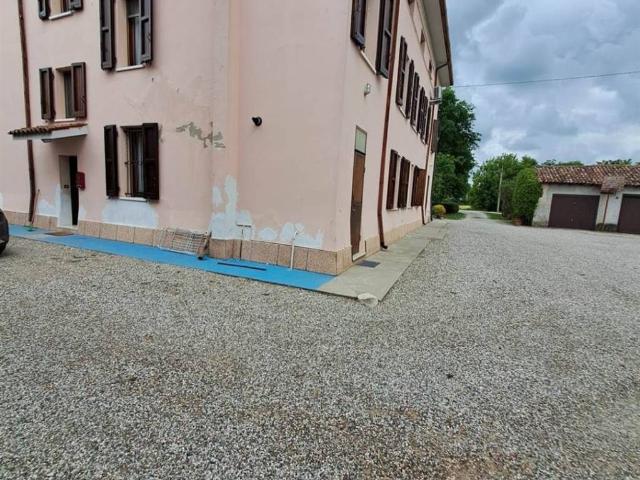 Villa in vendita a Poggio Rusco MN