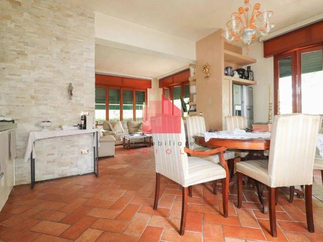 Villa in vendita a Poggio Rusco MN