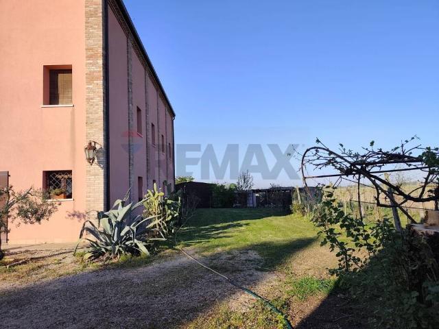 Villa in vendita a Poggio Renatico FE