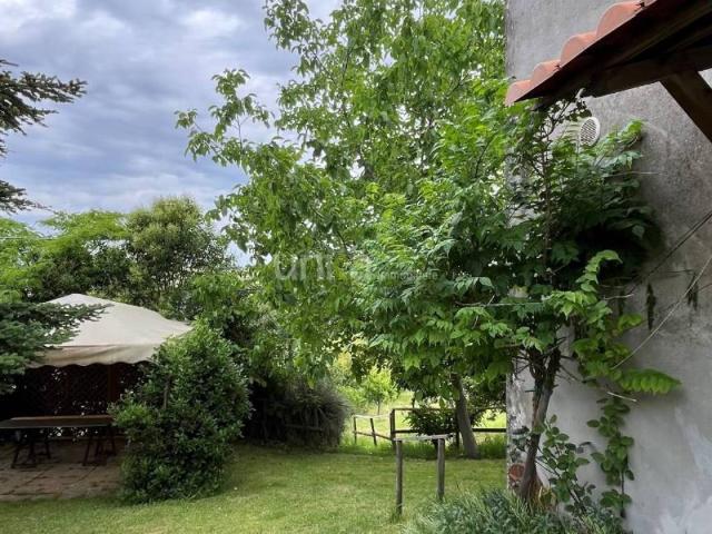Villa in vendita a Poggio San Marcello AN
