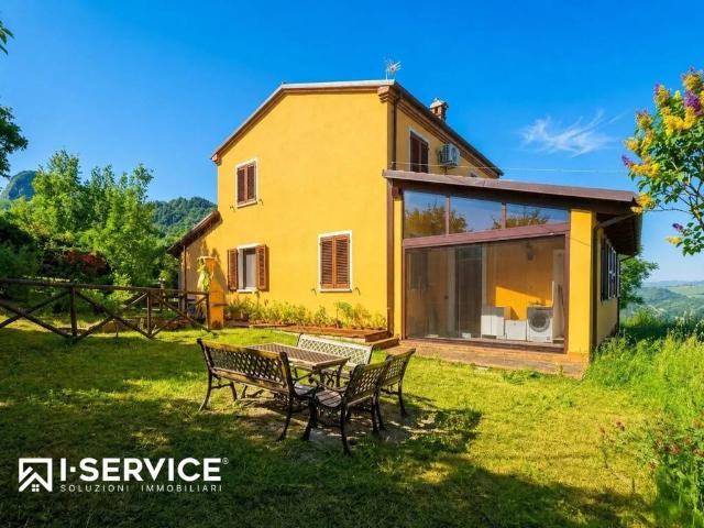 Villa in vendita a Poggio Torriana RN