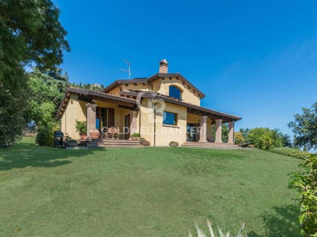 Villa in vendita a Poggio Torriana RN