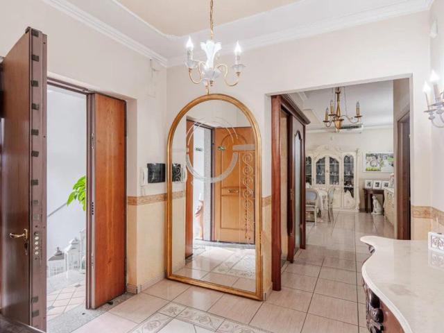 Villa in vendita a Poggiomarino