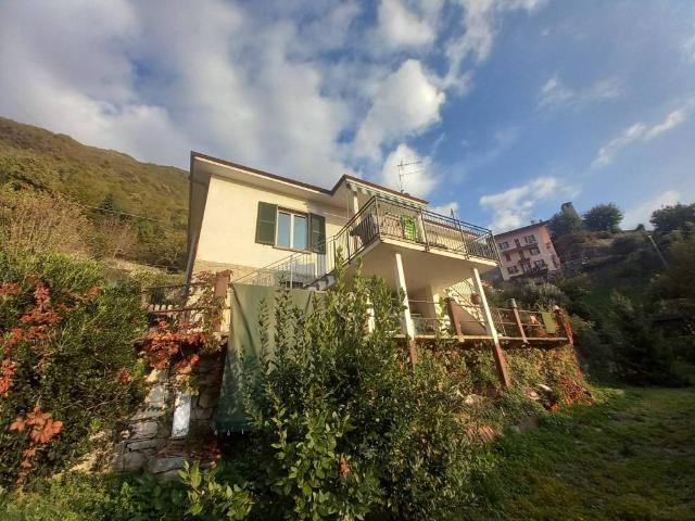 Villa in vendita a Pognana Lario CO