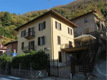 Villa in vendita a Pognana Lario CO