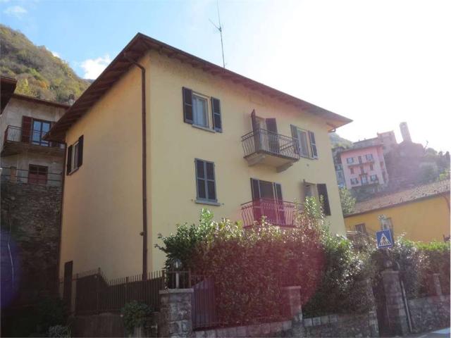 Villa in vendita a Pognana Lario CO