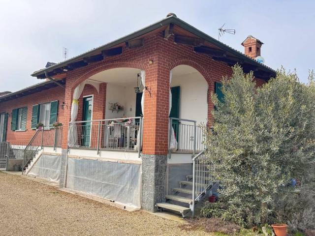 Villa in vendita a Poirino TO