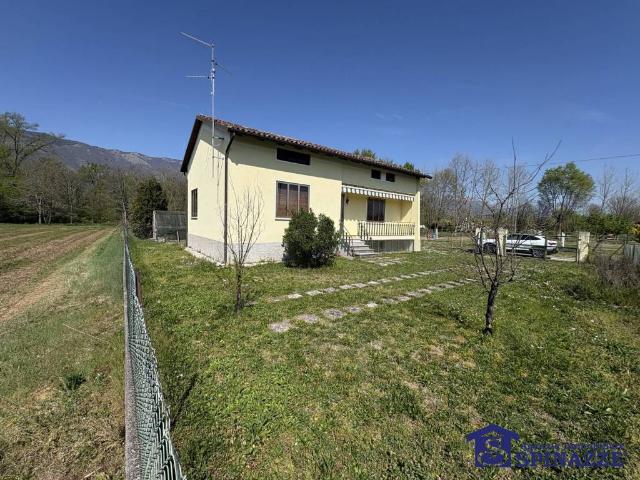 Villa in vendita a Polcenigo PN