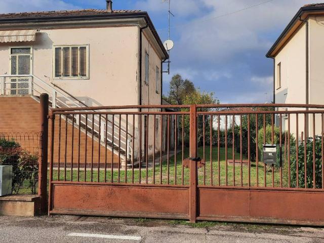 Villa in vendita a Polesella RO