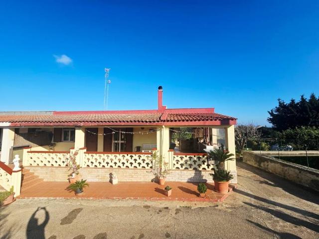 Villa in vendita a Polignano a Mare BA