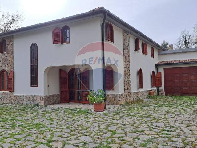 Villa in vendita a Polizzi Generosa