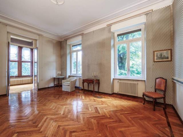 Villa in vendita a Pollone BI