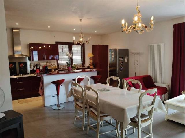 Villa in vendita a Pollein AO