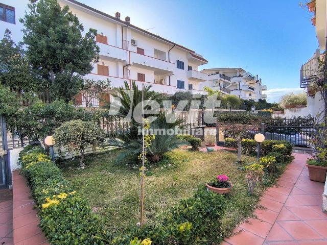 Villa in vendita a Pollena Trocchia NA