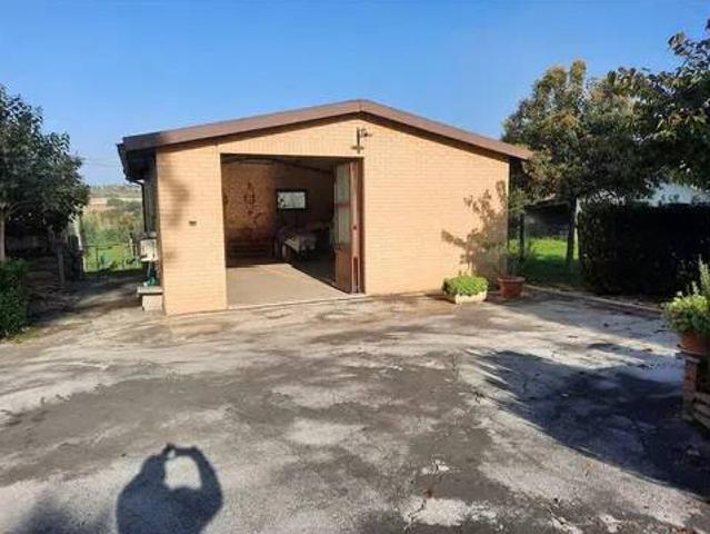 Villa in vendita a Pollenza MC