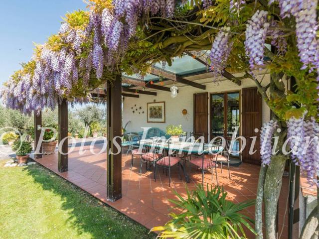 Villa in vendita a Pollenza MC