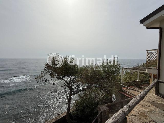 Villa in vendita a Pollica