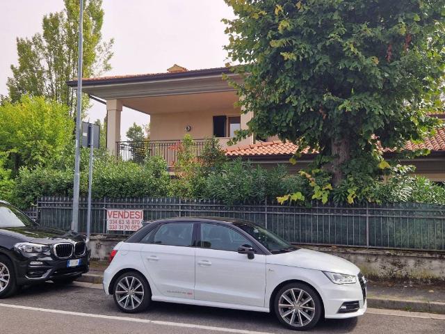 Villa in vendita a Polpenazze del Garda BS