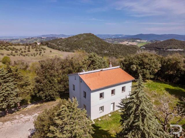 Villa in vendita a Pomarance PI