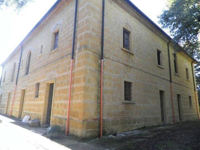 Villa in vendita a Pomarance PI