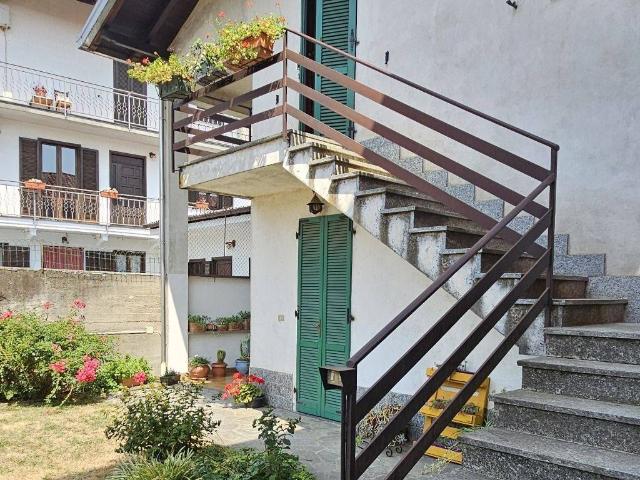Villa in vendita a Pombia NO