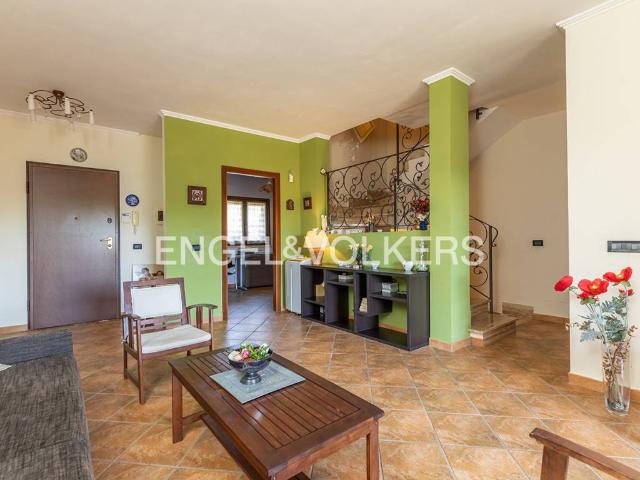 Villa in vendita a Pomezia RM