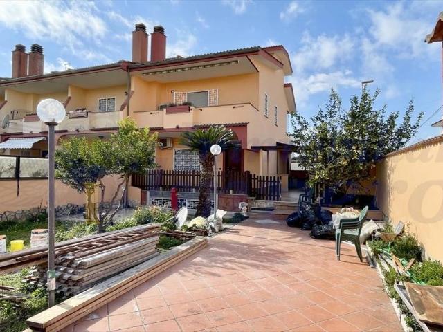 Villa in vendita a Pomezia RM