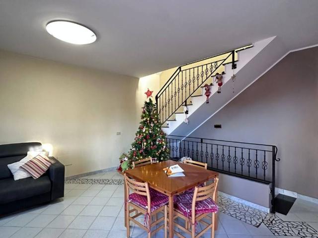Villa in vendita a Pomezia RM